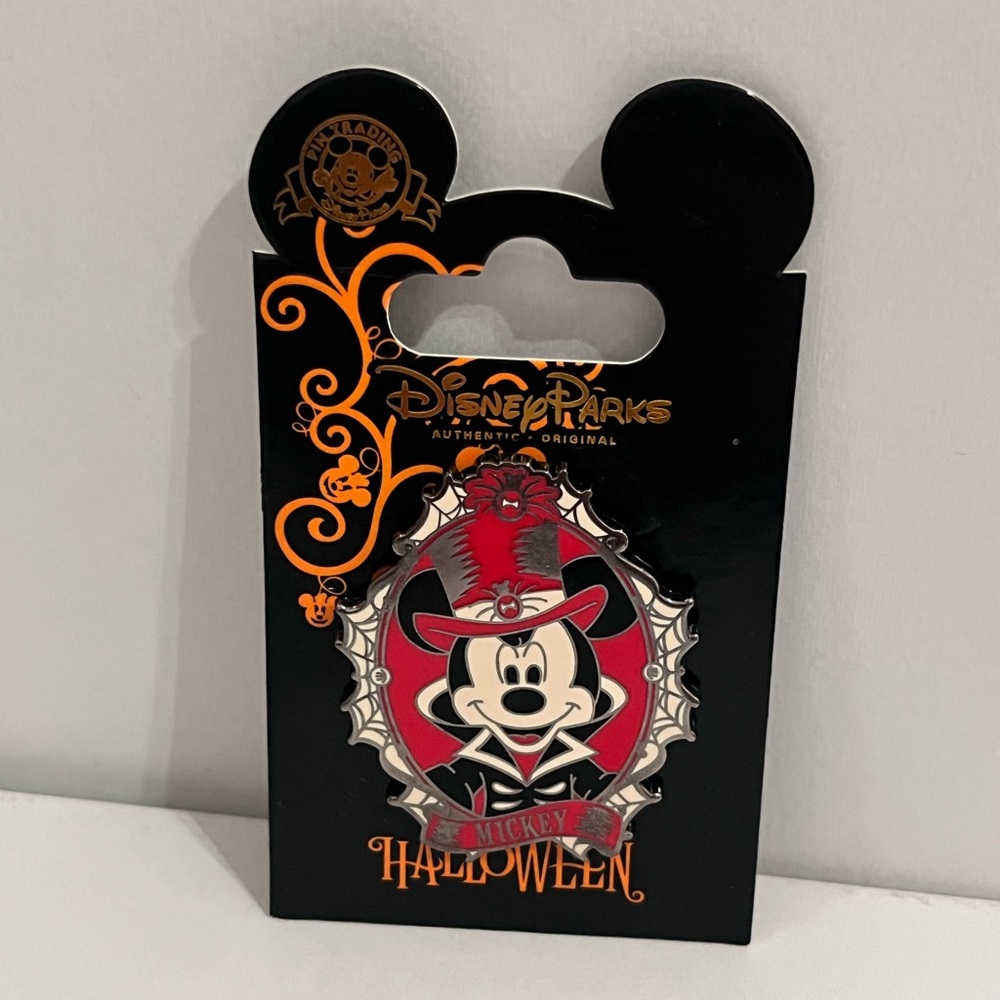 Exclusive Disney Halloween Cameo Collection Mickey Mouse Pin 2017